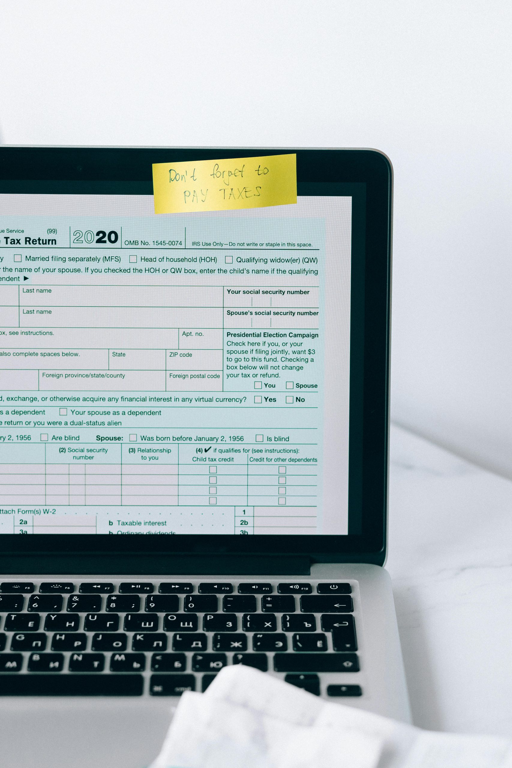 Navigating Tax Implications for Online Investments