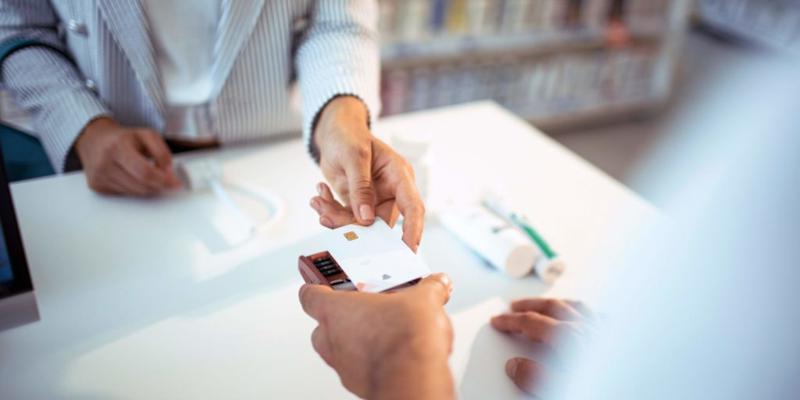 How to Use Credit Cards Wisely for Wealth Building Choosing the Right Credit Card