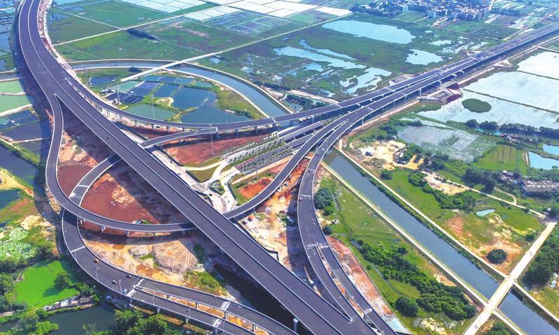 Investing in Infrastructure Opportunities for Individual Investors Risks and Considerations in Infrastructure Investment