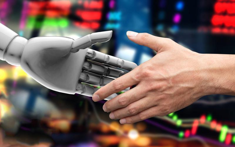 The Pros and Cons of Robo-Advisors Robo-Advisors vs Traditional Financial Advisors A Comparative Analysis